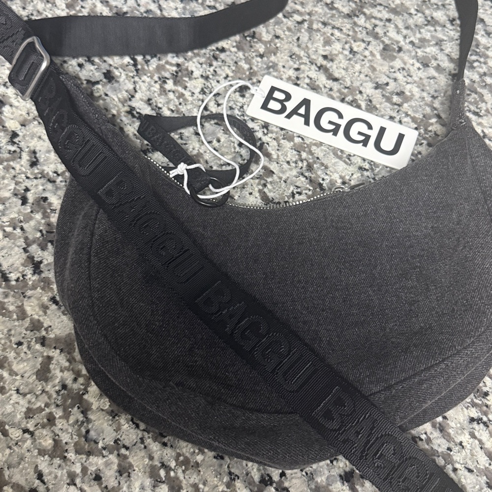 Baggu Crescent small denim NWT
